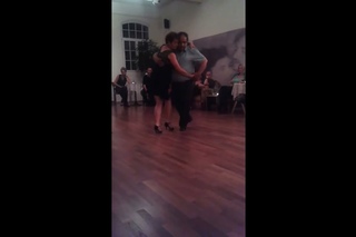 Susanne & Amir, Canyengue: Coqueta - Orchesta Típica Victor
