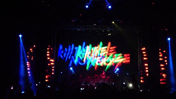 Kill The Noise Opening His set at Avalon Hollywood 12, 14,