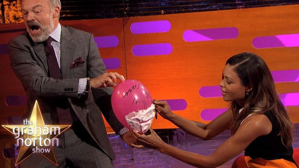 Naomie Harris Re enacts Her Sexy Bond Shaving Scene The Graham Norton