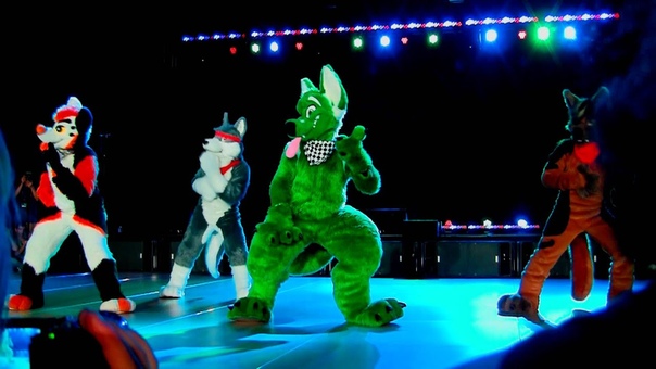 2015 MFF Fursuit Dance Finals Fur