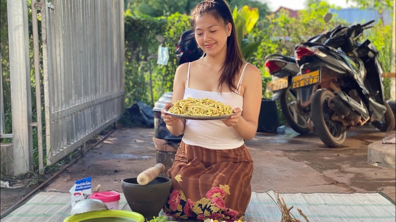 ແກງຫນ ໄມ ກະແສນ แกงหน อไม กะแสน ແຊບໆ, Loas