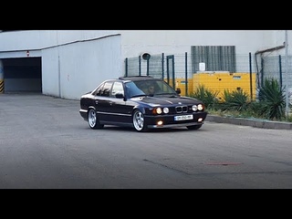 BMW M5 E34