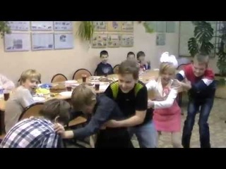 “Репка“ на День именинника в 5 “А“