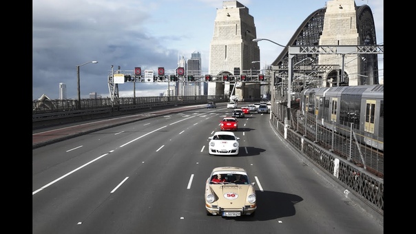 Across the Sydney Harbour Bridge with 100 Porsche