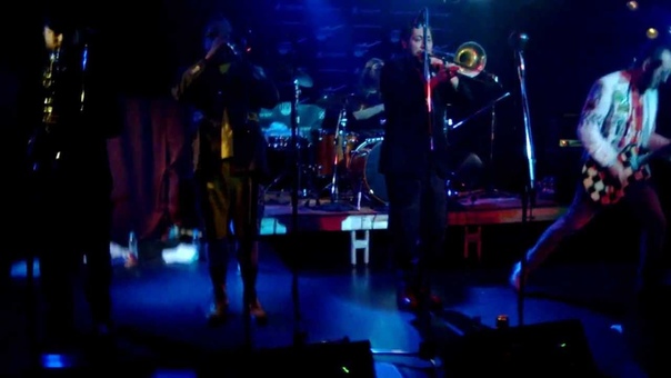 Reel Big Fish Your Girlfriend Sucks (live in