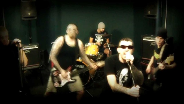 Фейс 2 фейс нойз. Рычаги машин джон коннор. Рычаги машин солист. Рычаги машин полетаем. Кошка рычаги машин на гитаре.