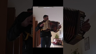 Este é o brilhante tocador Tony Ferreira, apreciem!