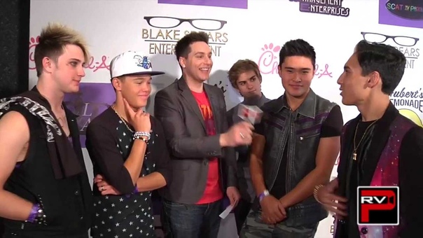IM5 Shows Abs and Boxers, Talks Ochoa Boys Writes Their Names In Their Underwear Pt.