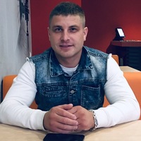 Александр Петров