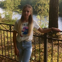 Аня Ларионова