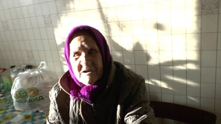 Помощь жителей города Чехов одинокой бабушке на Жилплощадке