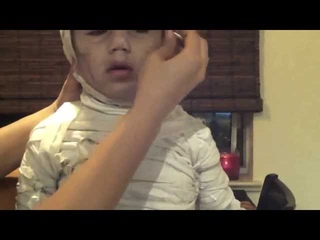 Halloween: Cutest Kids Mummy Costume Ever Tutorial