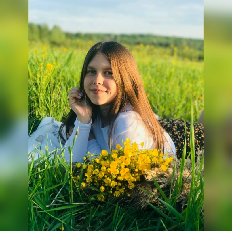 Анна Молодцова |