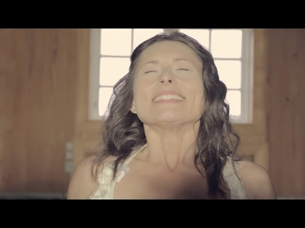 Lív í Baianstovu Eydna ( Official