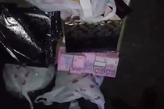 У двох пакунках українець віз на непідконтрольну територію майже два млн грн