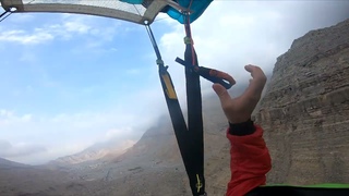Base jumping Wingsut UAE